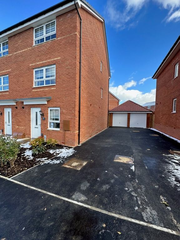 4 bed property to rent in Clayhill Field, Wigston LE18 Zoopla