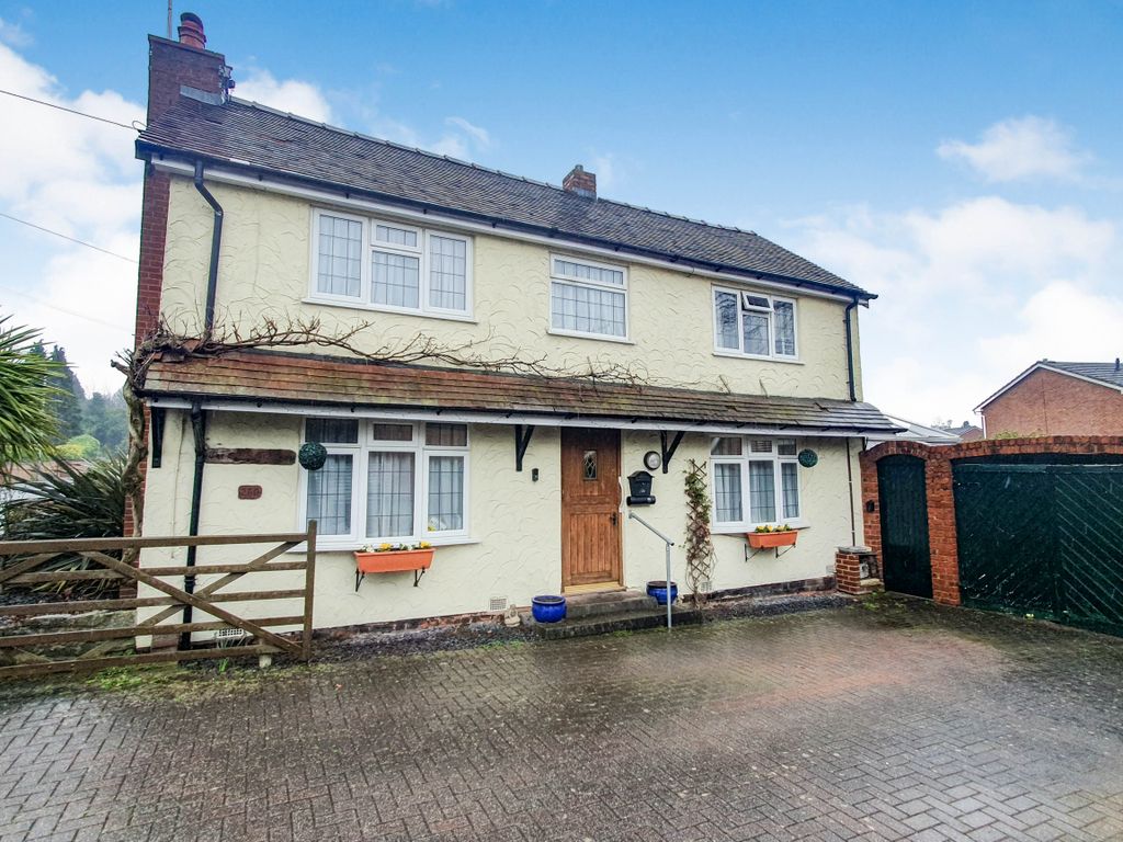 3 bed cottage for sale in Stourbridge Road, Catshill, Bromsgrove B61