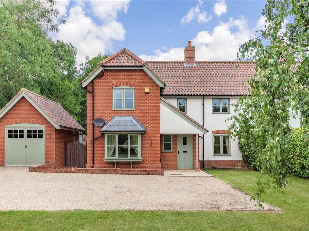 3 bed semidetached house for sale in School Road, Borley, Sudbury