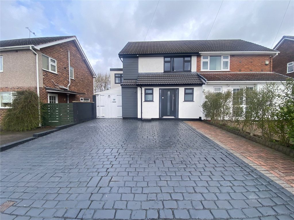 3 bed semidetached house for sale in Shorncliffe Road, Coventry, West