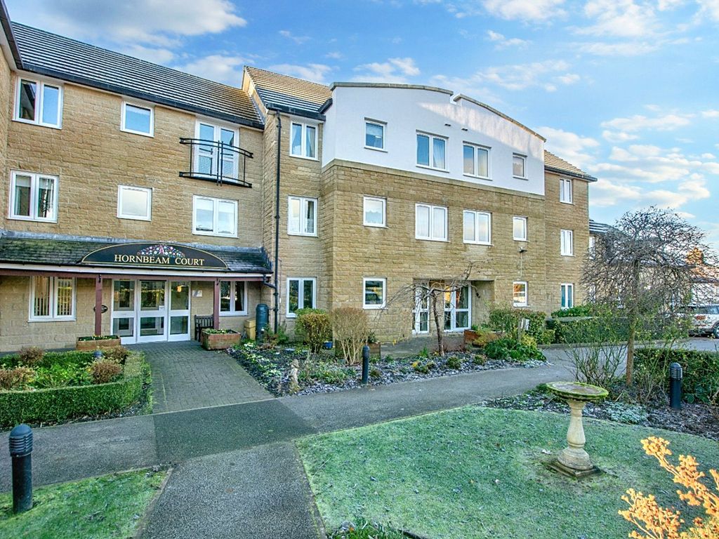 1 bed flat for sale in 39 Hornbeam Court, Oxford Avenue, Guiseley