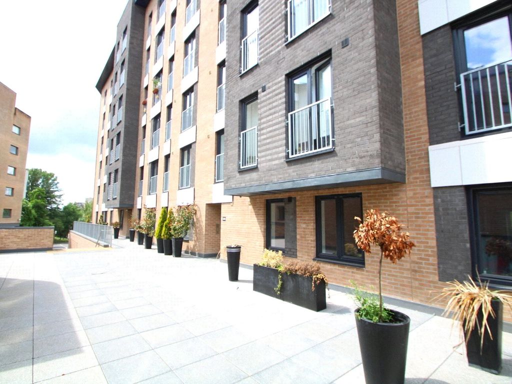 New home, 1 bed flat for sale in Upper Bell Street, Bell Street