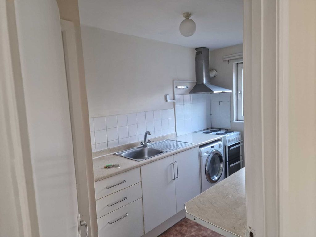 1 bed flat to rent in Coed Edeyrin, Llanedeyrn, Cardiff CF23 Zoopla