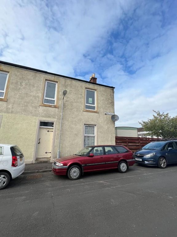 3 bed flat for sale in Barend Street, Millport, Isle Of Cumbrae KA28, £