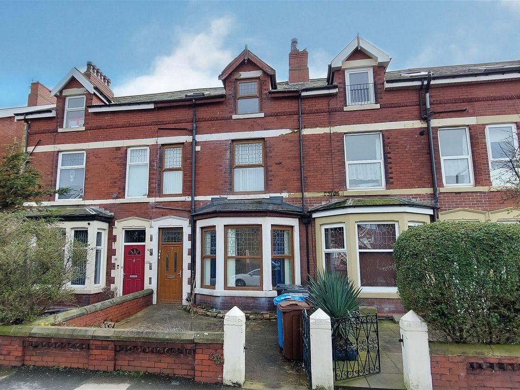 2 bed flat to rent in St. Albans Road, Lytham St. Annes FY8 Zoopla