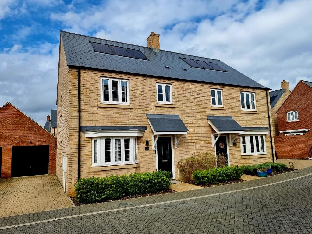 3 bed semidetached house for sale in Bicester, Oxfordshire OX26, £425,000 Zoopla