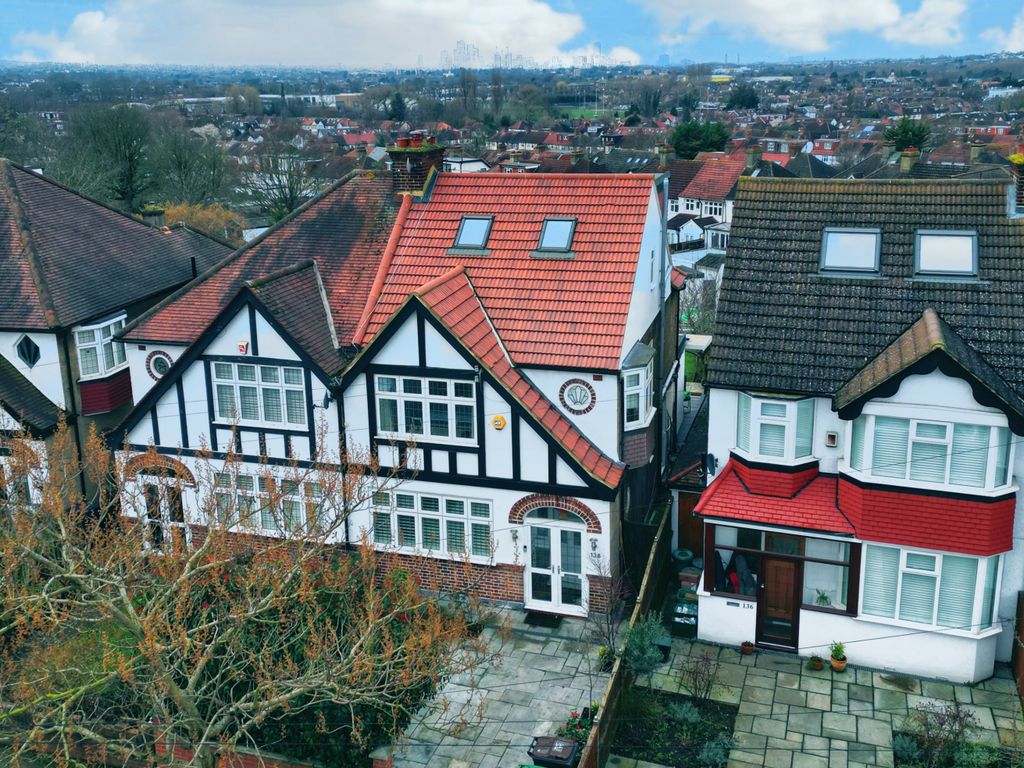 3 bed semidetached house for sale in Village Way, Beckenham BR3 Zoopla