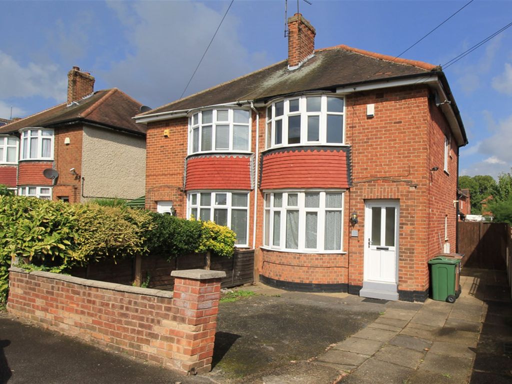 3 bed semidetached house to rent in Tuckers Road, Loughborough LE11