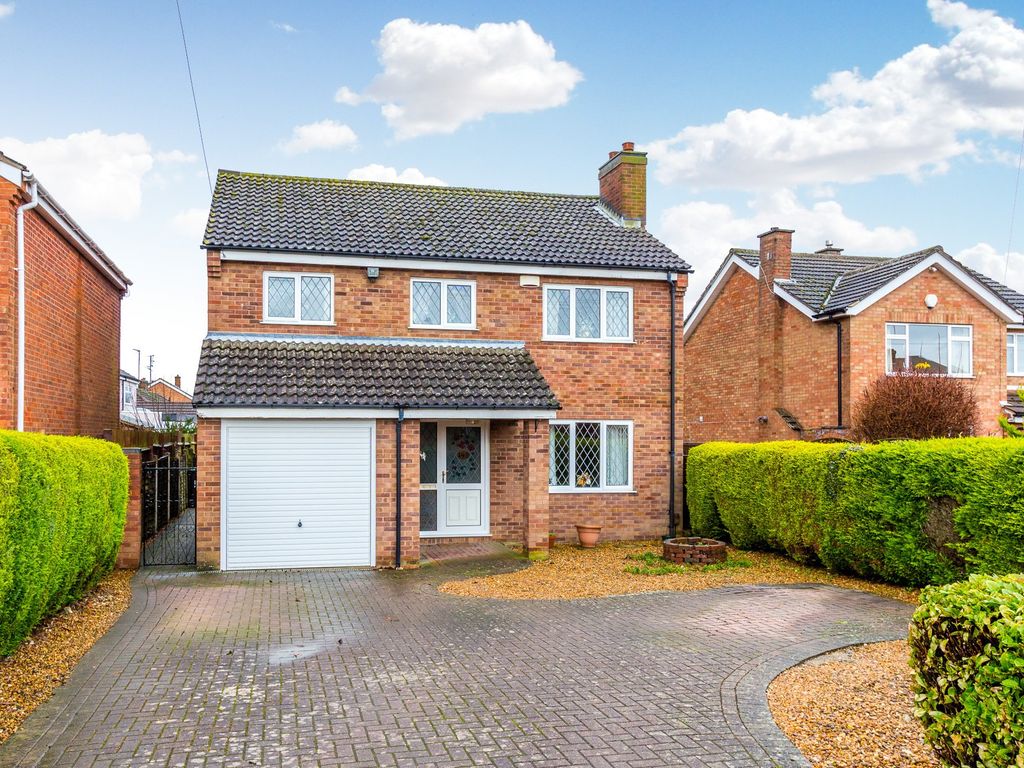 4 bed detached house for sale in Wymington Road, Rushden NN10, £310,000 Zoopla