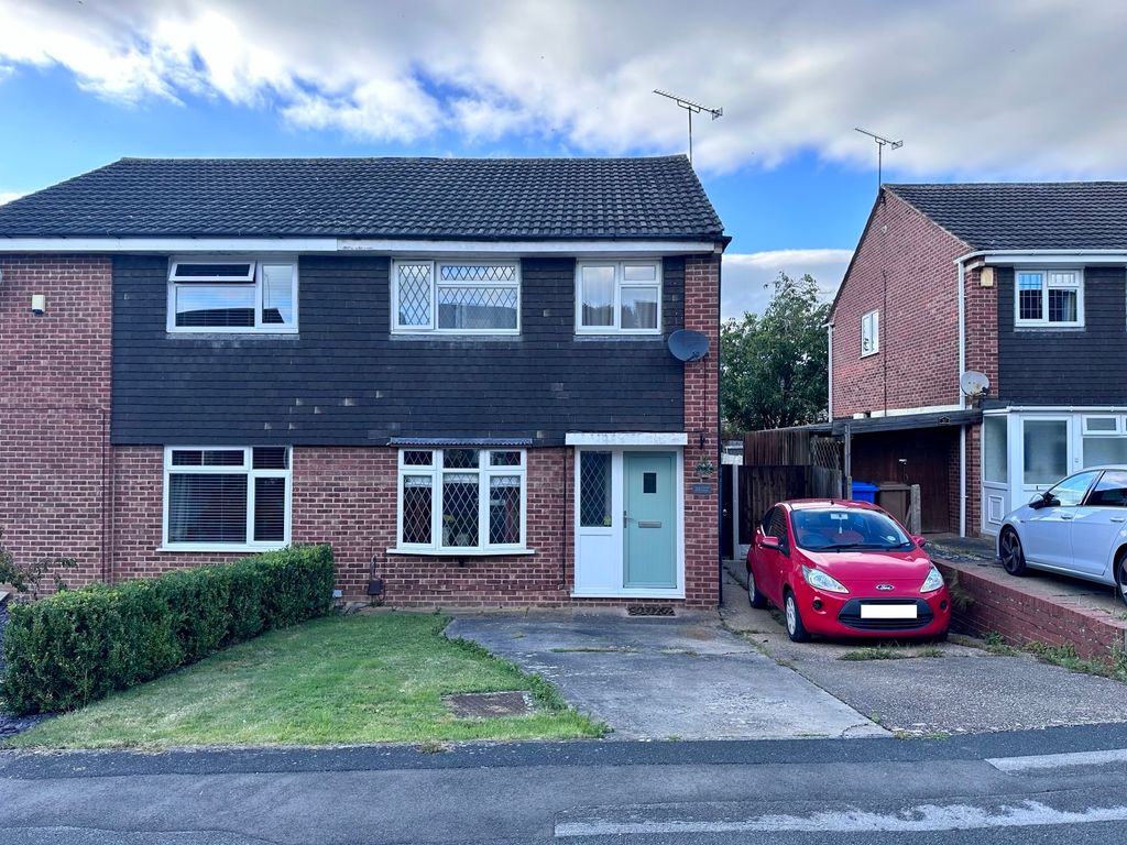 3 bed semidetached house for sale in Prescot Close, Mickleover, Derby
