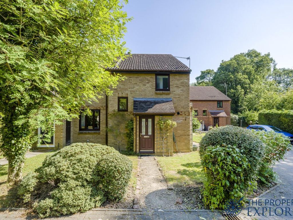 1 bed terraced house for sale in Long Copse Chase, Chineham