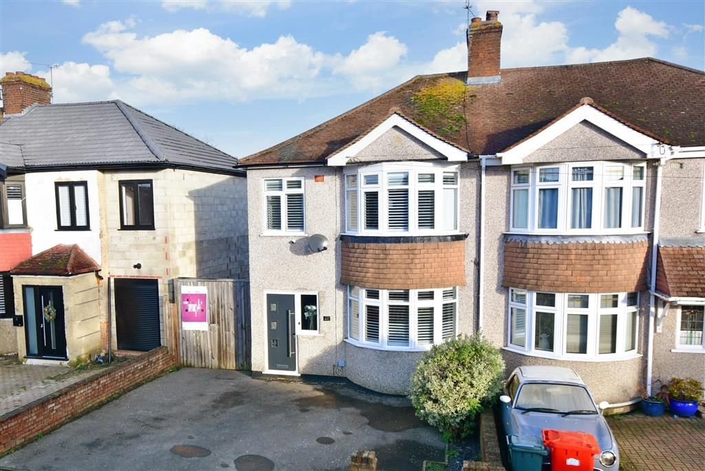 3 bed semidetached house for sale in Valley View Road, Rochester, Kent
