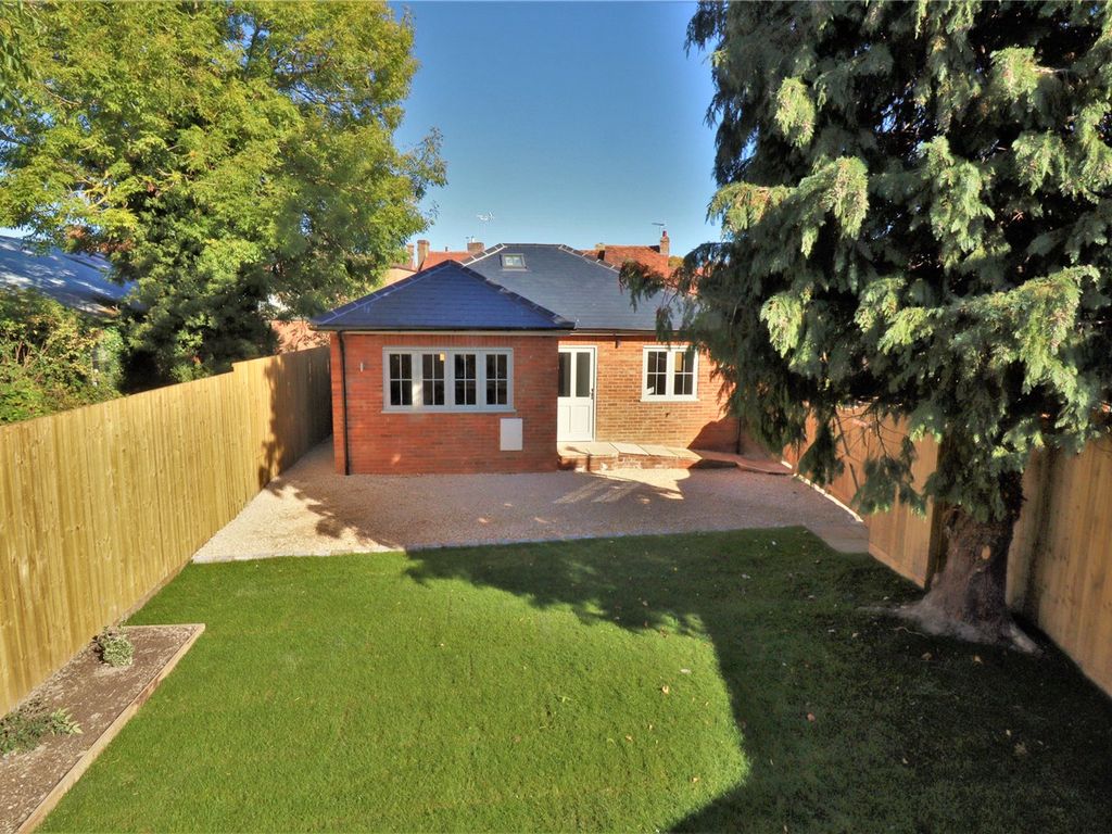 1 bed bungalow for sale in Jacobs Meadow, Princes Risborough HP27 Zoopla