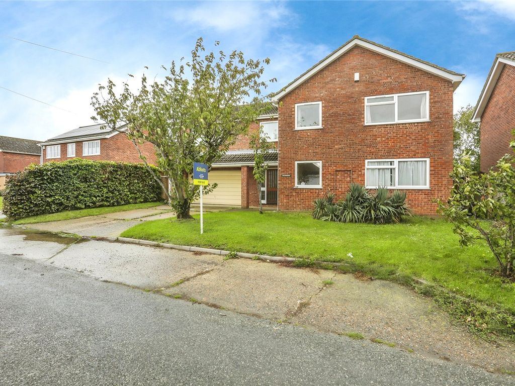 6 bed detached house for sale in Mill Road, Mendlesham, Stowmarket