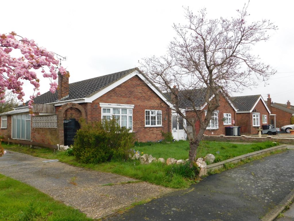 2 bed bungalow for sale in Wilton Avenue, Chapel St Leonards PE24 Zoopla