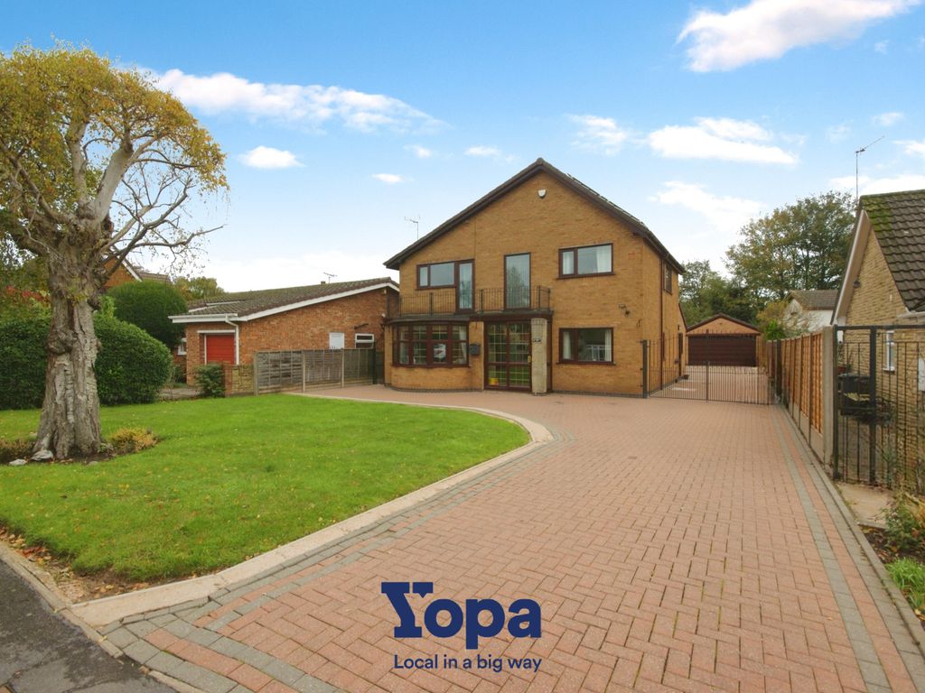 4 bed detached house for sale in Stanford Court, Tippett Close, Nuneaton CV11, £600,000 Zoopla