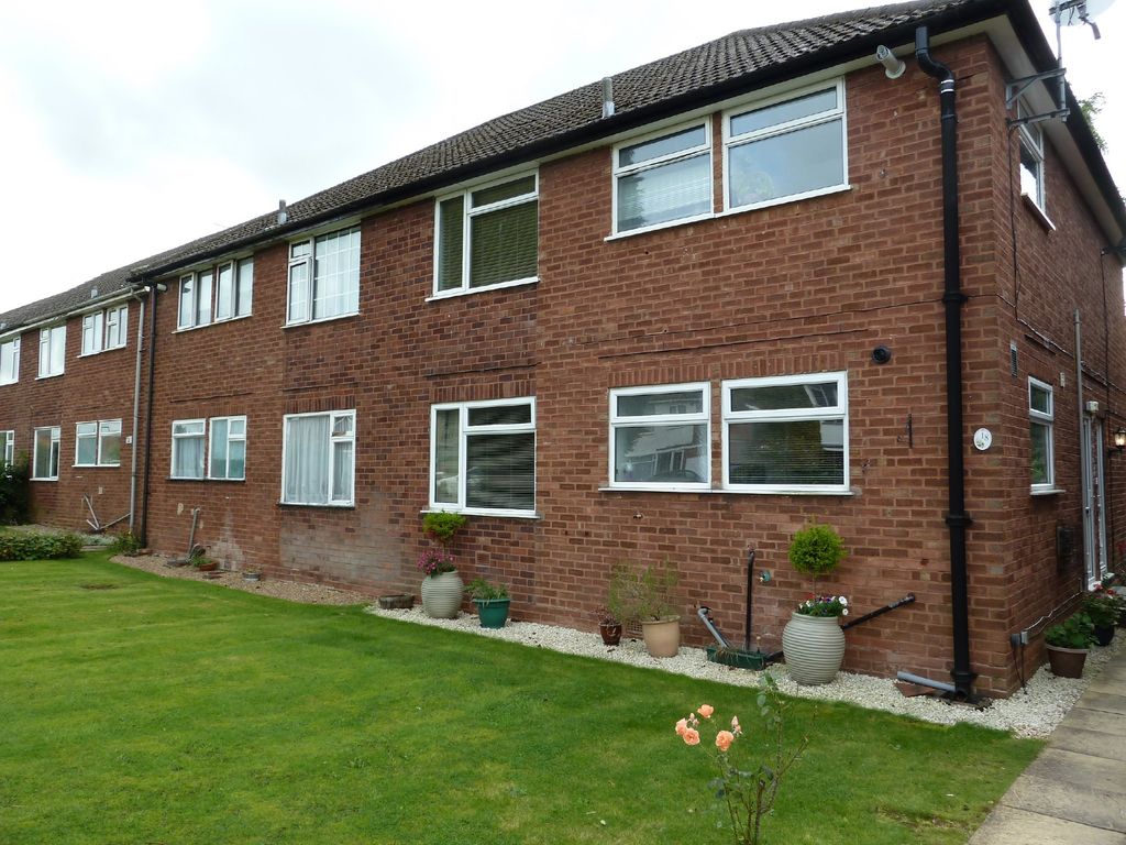 2 bed to rent in Marlpit Lane, Four Oaks, Sutton Coldfield