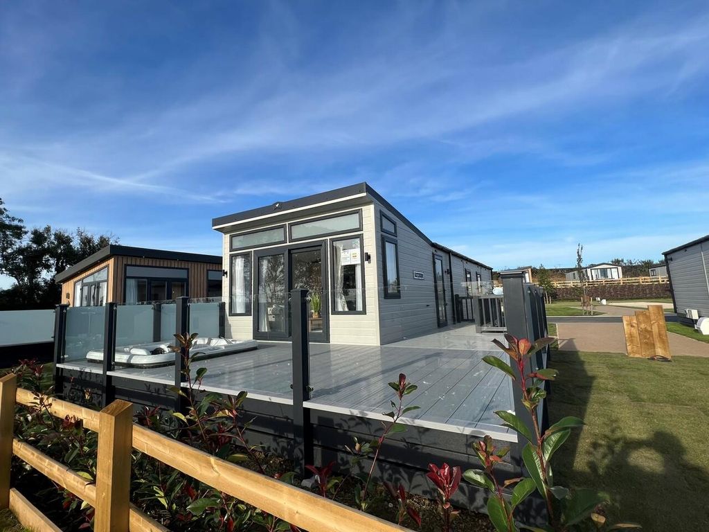 2 bed property for sale in St. Martin, Looe PL13, £149,500 Zoopla