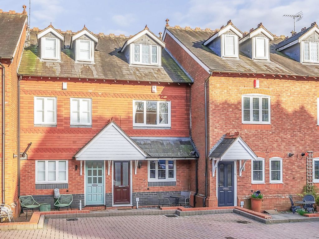 3 bed terraced house for sale in Victoria Mews, Barnt Green, Birmingham B45, £475,000 Zoopla