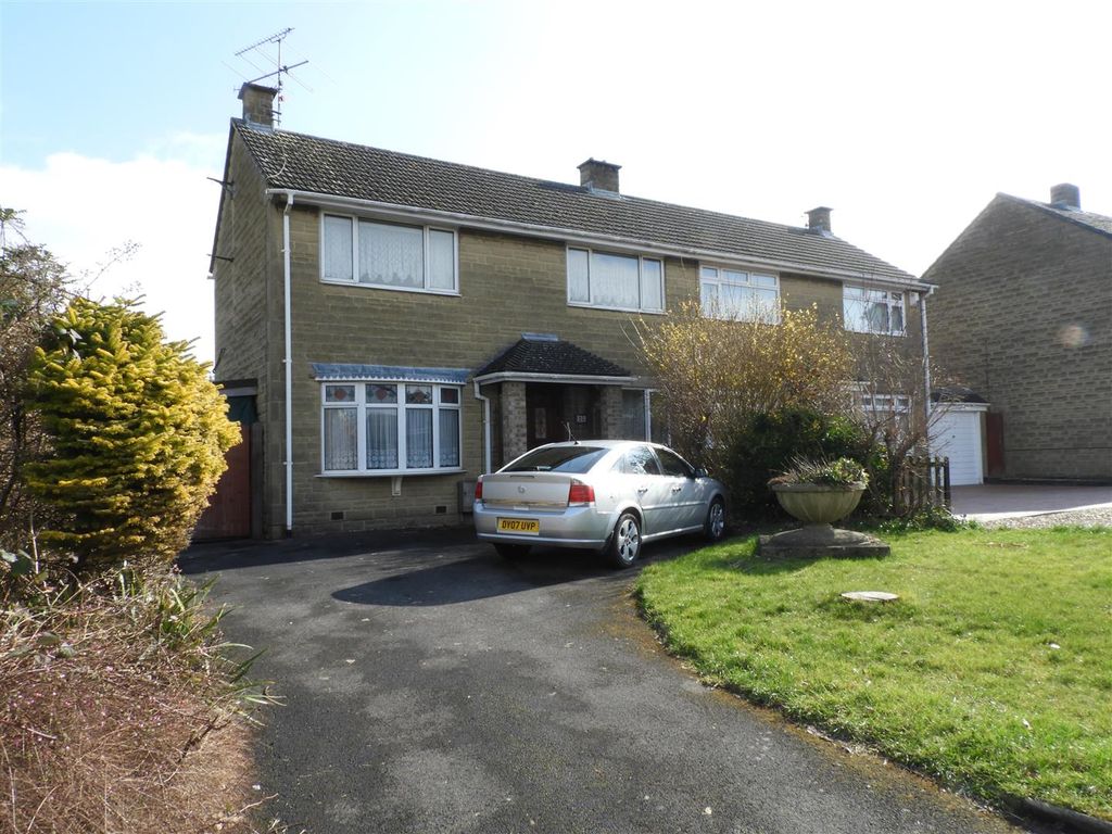 3 bed semidetached house for sale in Thames Avenue, Swindon SN25 Zoopla