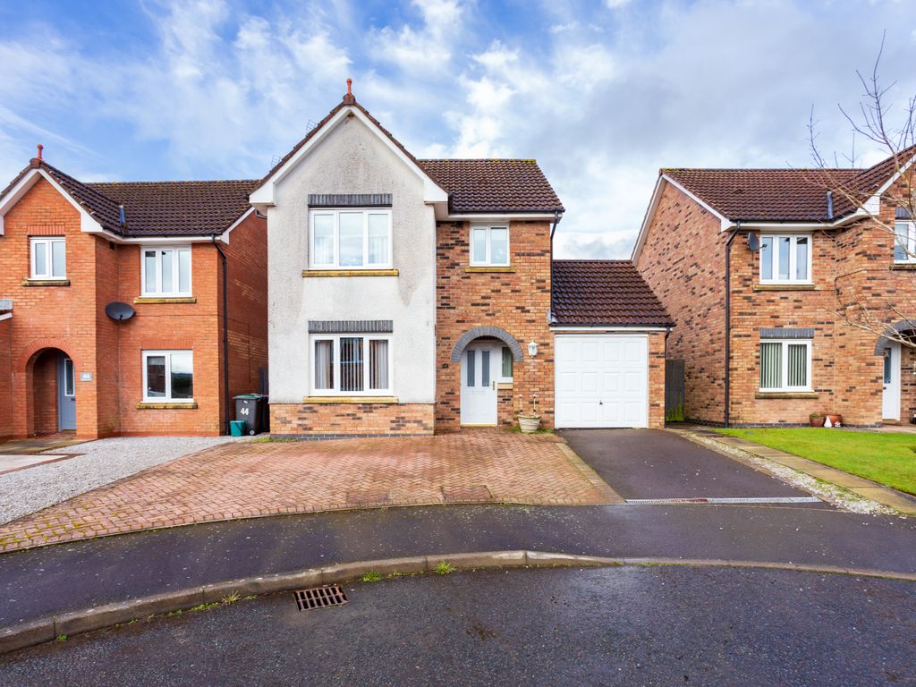 3 bed detached house for sale in Barnhill Road, Dumfries DG2, £215,000