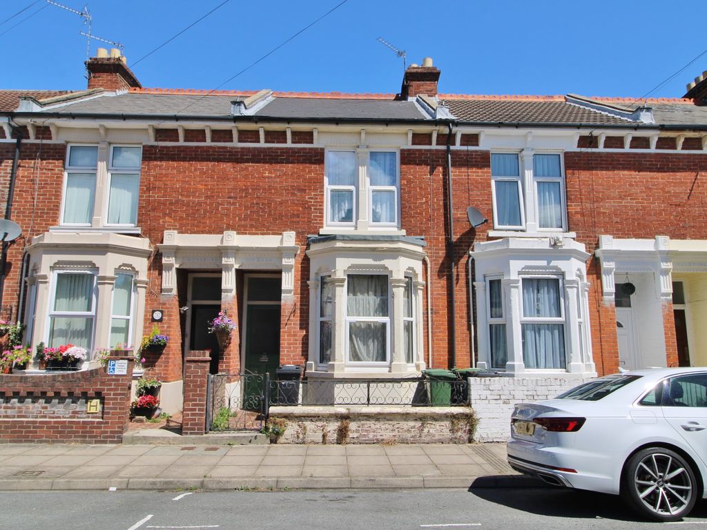 3 bed terraced house for sale in Bramshott Road, Southsea PO4 Zoopla