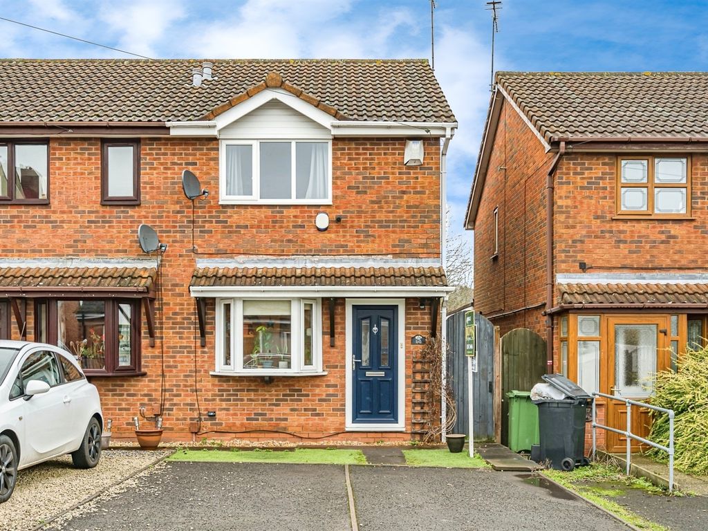 2 bed semidetached house for sale in Round Street, Netherton, Dudley