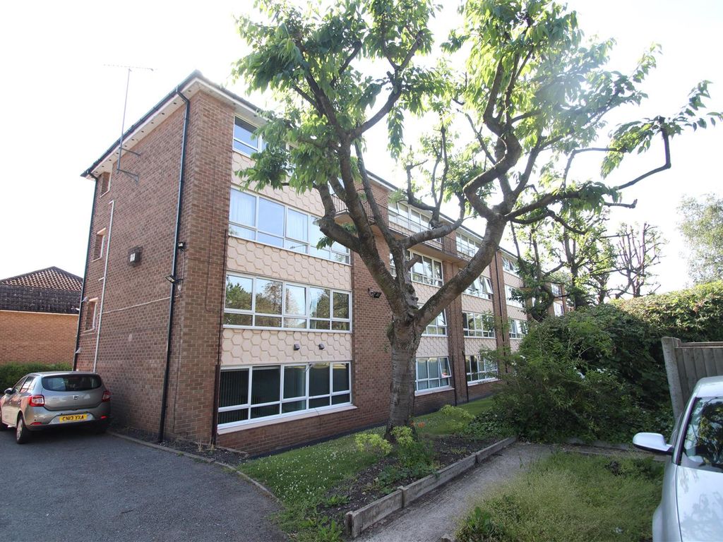 1 bed flat to rent in Lordswood Square, Lordswood Road, Harborne B17, £