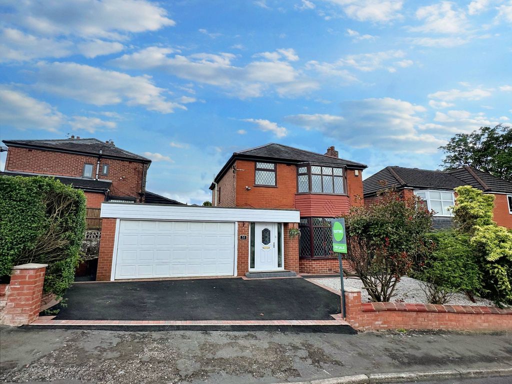 3 bed detached house for sale in Shelley Road, Prestwich M25, £360,000