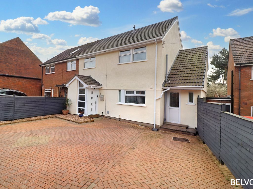 3 bed semidetached house for sale in Llanon Road, Llanishen, Cardiff