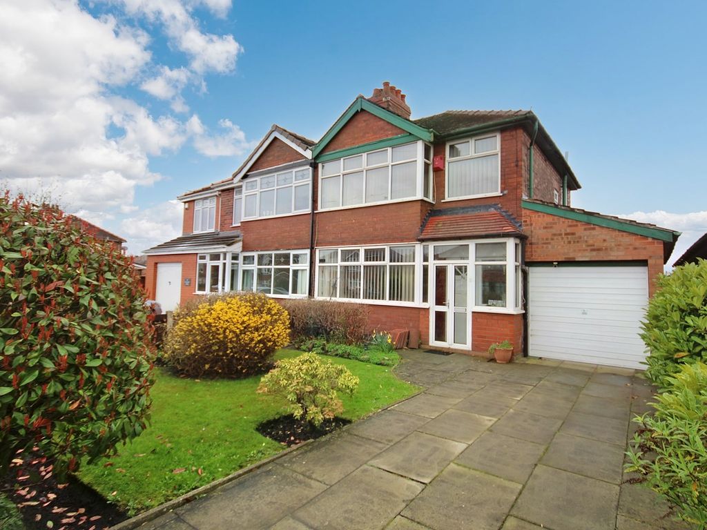 3 bed semidetached house for sale in Liverpool Road, Great Sankey