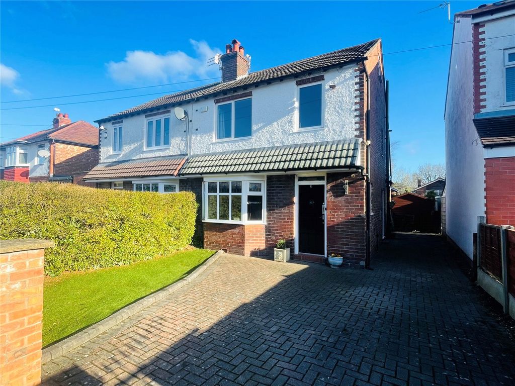 3 bed semidetached house for sale in Fairfield Avenue, Cheadle Hulme