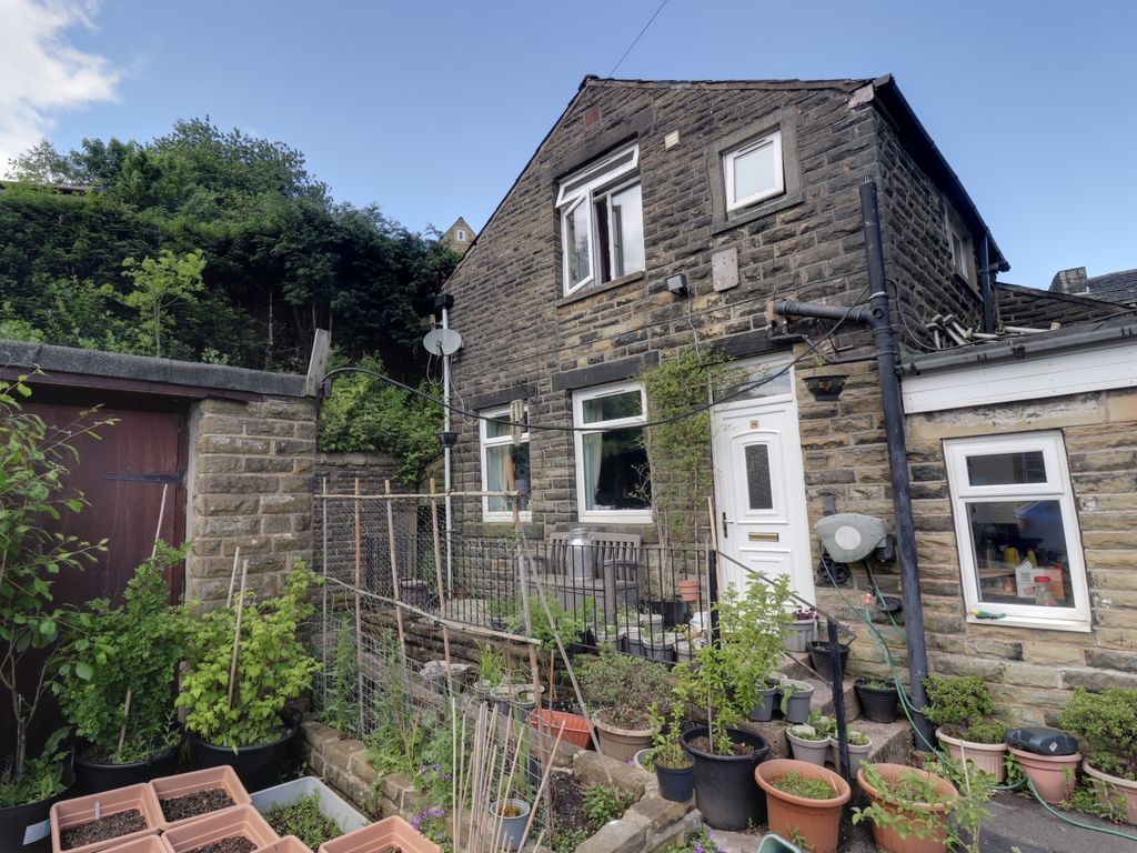 3 bed semidetached house for sale in Unity Street, Walsden, Todmorden