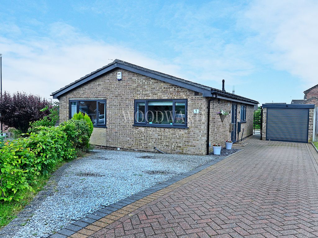 2 bed detached bungalow for sale in Mentmore Close, Swanwick, Alfreton