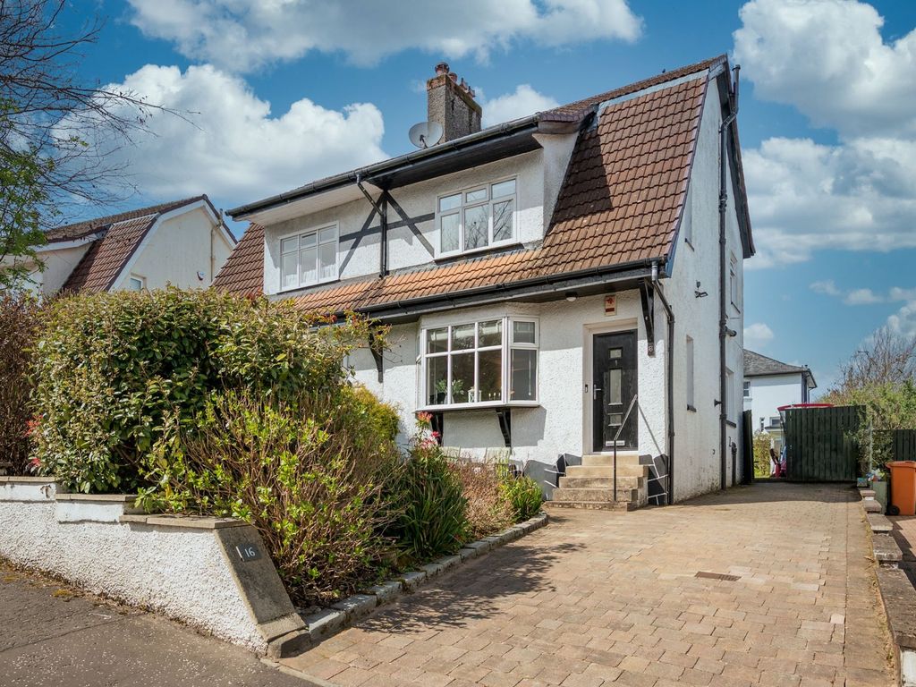 3 bed semidetached house for sale in Hawthorn Avenue, Bearsden, East
