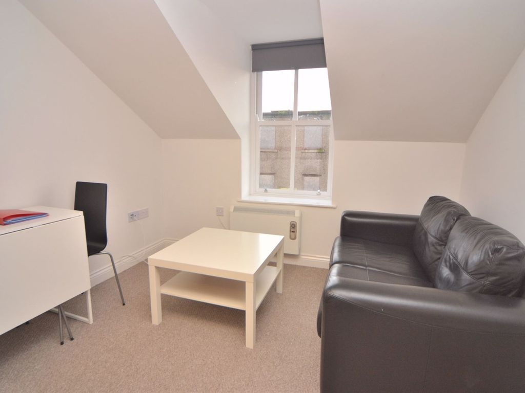 1 bed flat to rent in High Street West, City Centre, Sunderland SR1, £