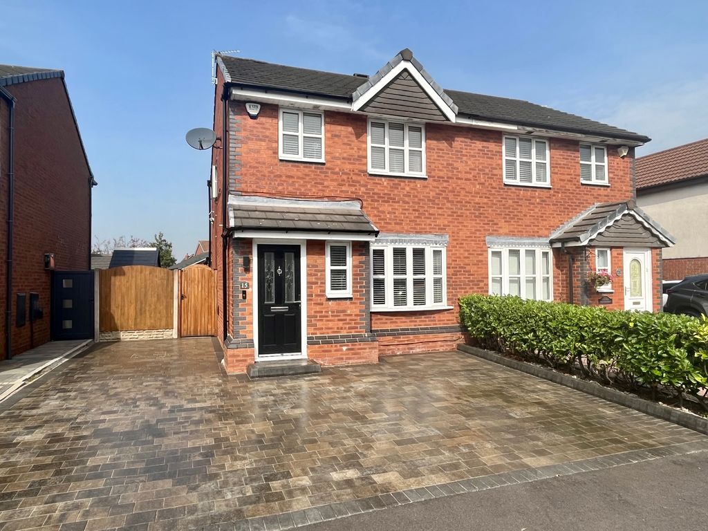 3 bed semidetached house for sale in Bull Lane, Liverpool L9, £217,500