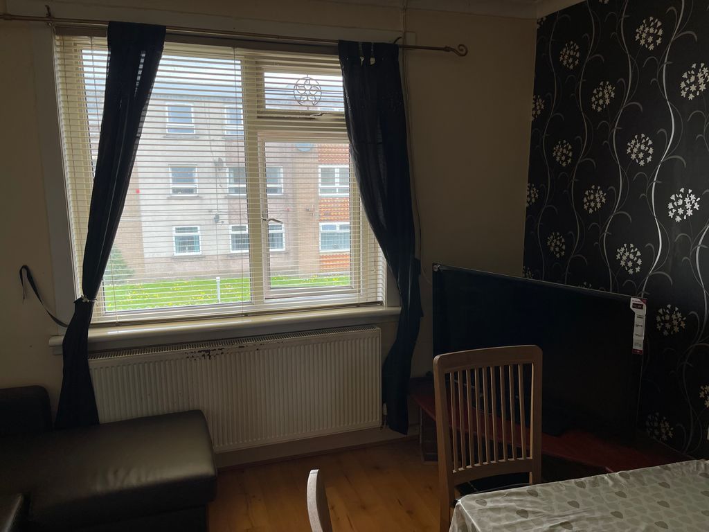 Morris Lane, Kilmarnock KA3