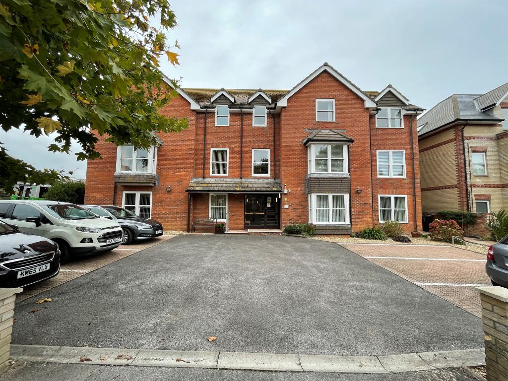 2 bed property for sale in Grosvenor Road, Weymouth DT4 Zoopla