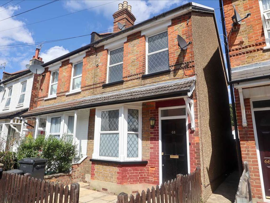 2 bed semidetached house to rent in Little Roke Avenue, Kenley CR8, £