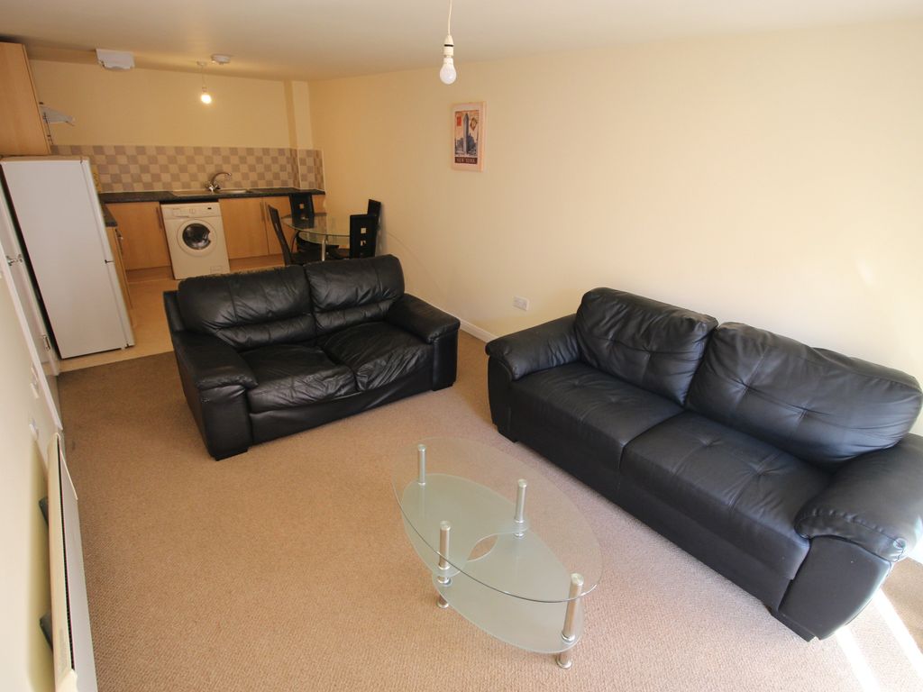 2 bed flat to rent in City Link, Hessel Street, Salford M50 Zoopla