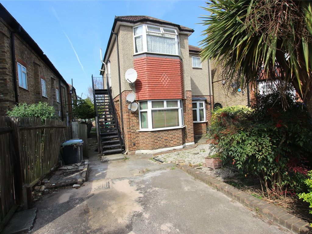 2 bed to rent in St Marks Road, Enfield EN1 Zoopla