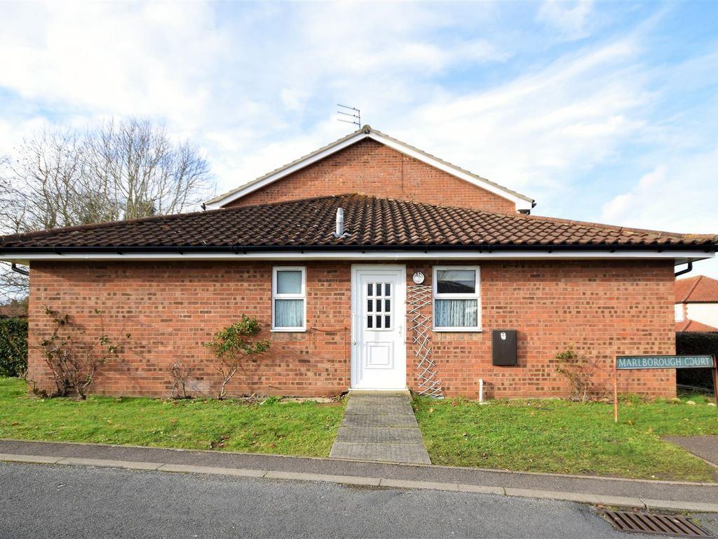 2 bed bungalow for sale in Blenheim Road, Sprowston, Norwich NR7 Zoopla