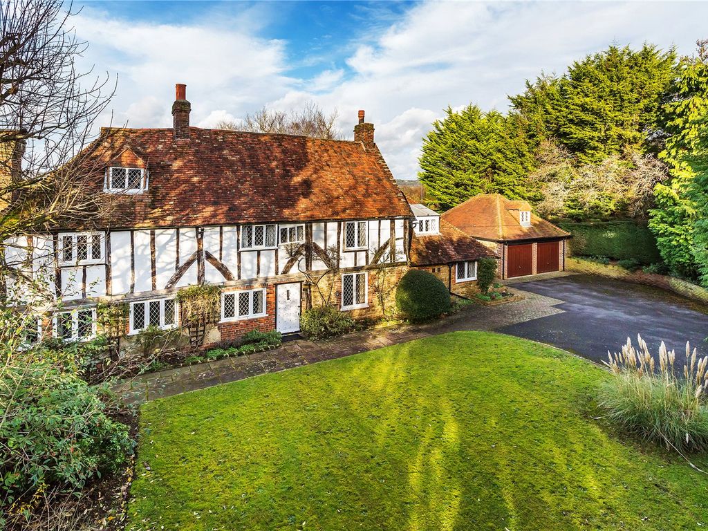 4 bed detached house for sale in Ridlands Lane, Limpsfield Chart, Oxted
