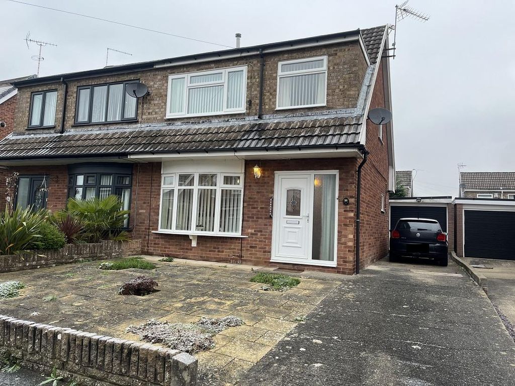 3 bed semidetached house for sale in Cherry Tree Road, Bradley