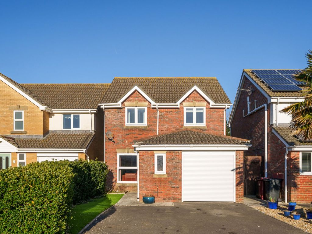 3 bed detached house for sale in Chaucer Drive, West Wittering PO20, £
