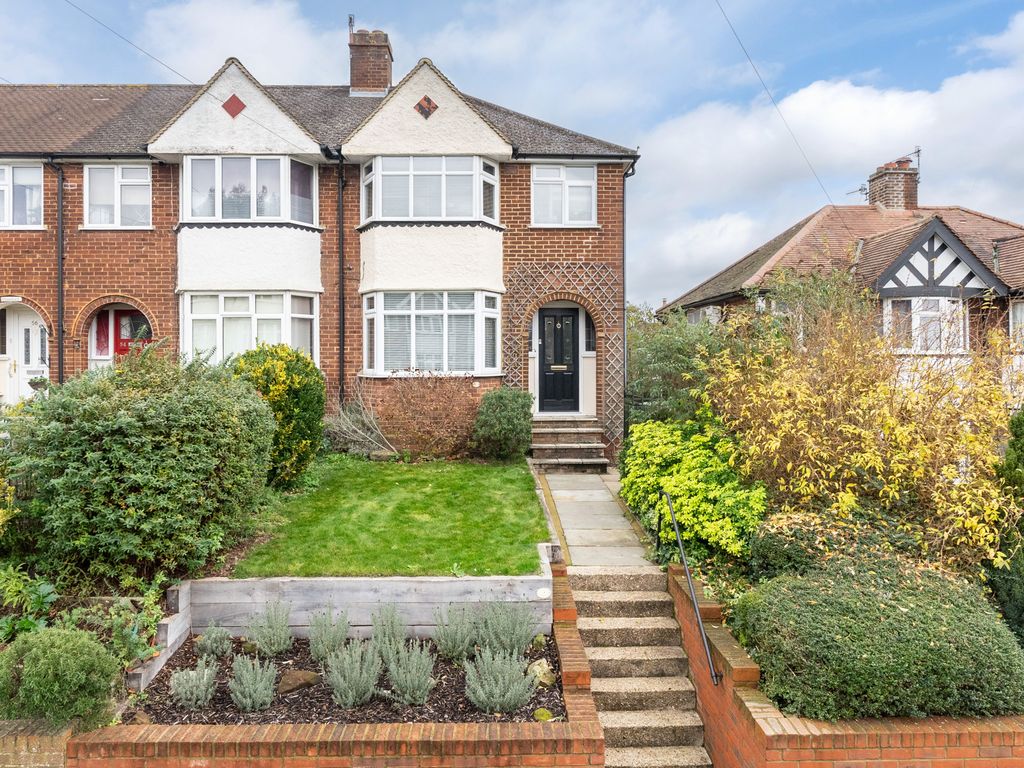 3 bed end terrace house for sale in Chalkpit Lane, Dorking RH4, £495,000 Zoopla