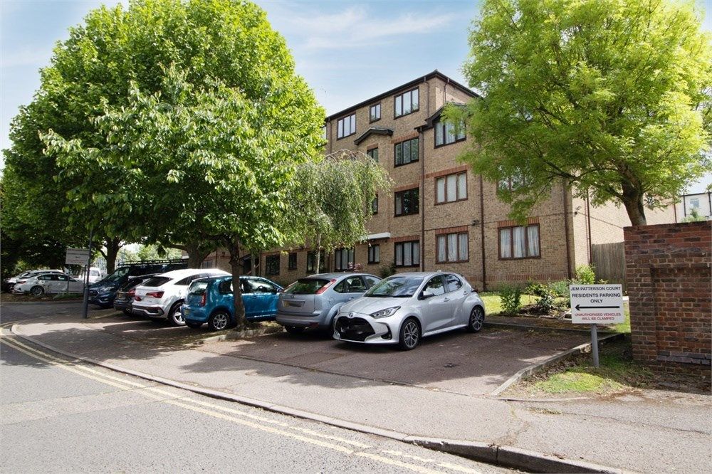1 bed flat for sale in Hartington Close, Harrow HA1 Zoopla
