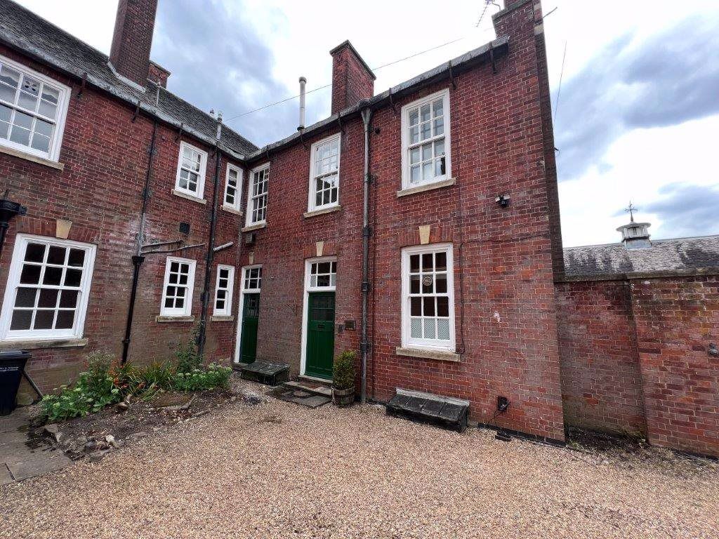 2 bed town house to rent in Glebe Villa, Glebe Road, Oadby, Leics LE2 Zoopla