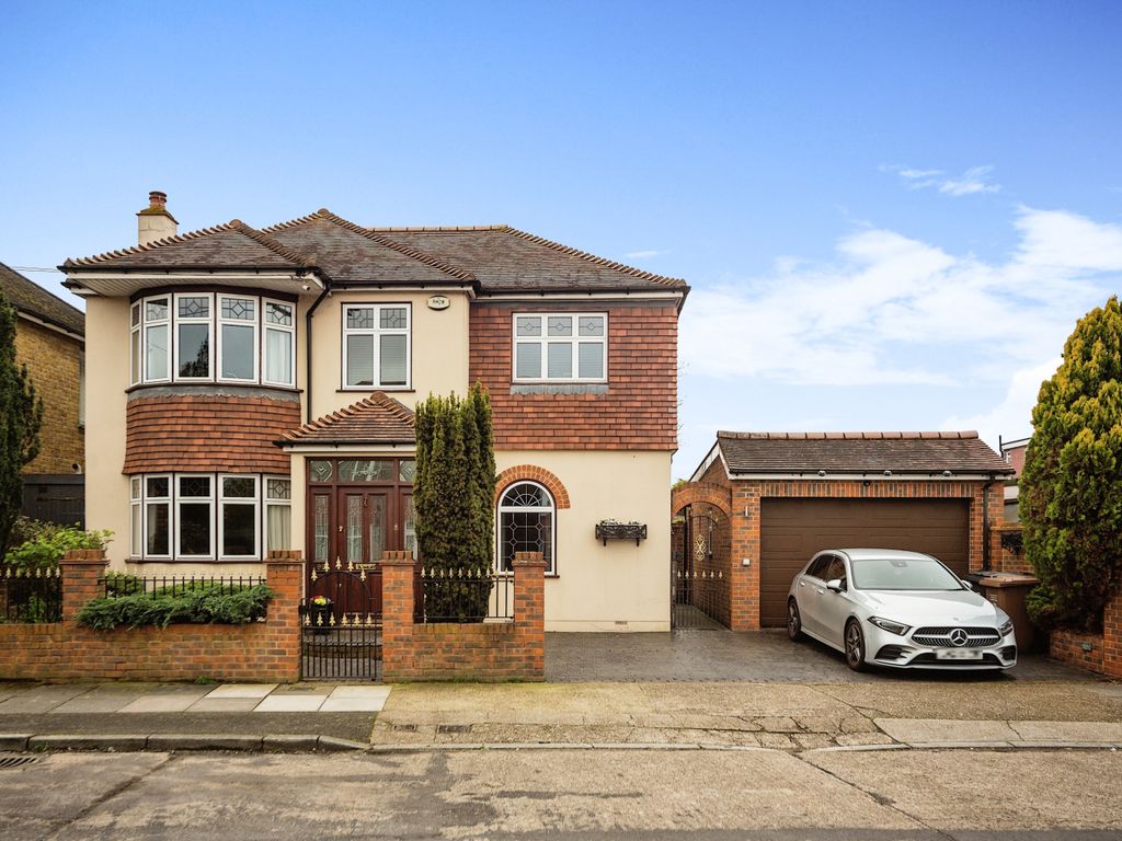 5 bed detached house for sale in Denver Road, Dartford DA1 Zoopla